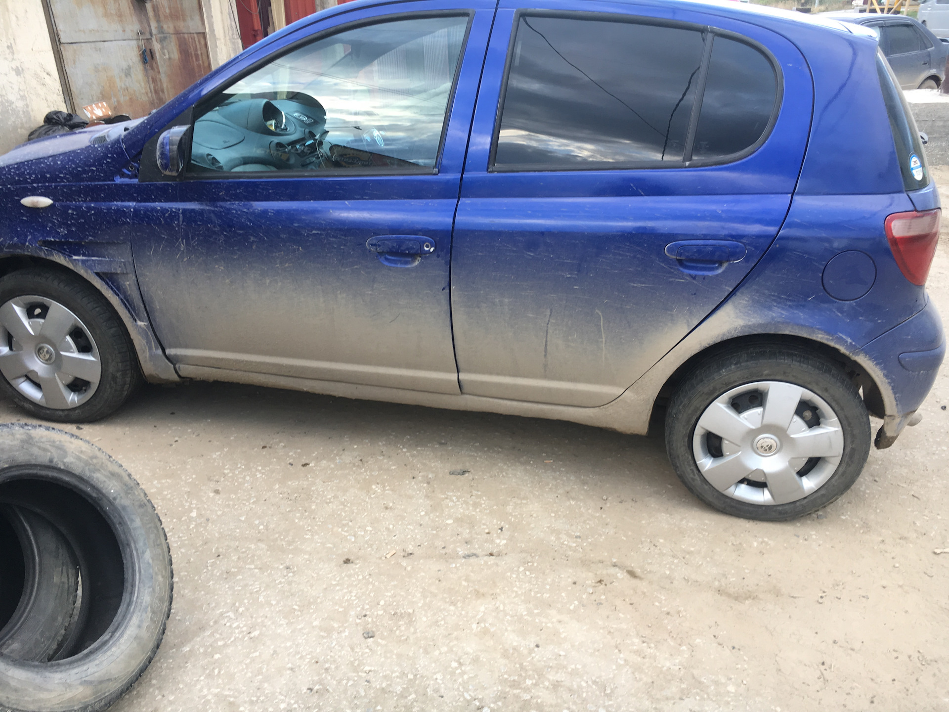 Диск toyota vitz r14. Тойота витц размер шин. Toyota vitz 130. Резина 175/65 r14 тойота витц. Витц 10 колеса 14.