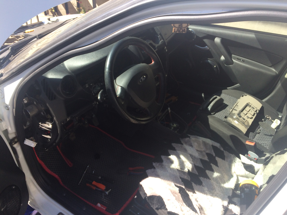 Фото в бортжурнале Lada Granta