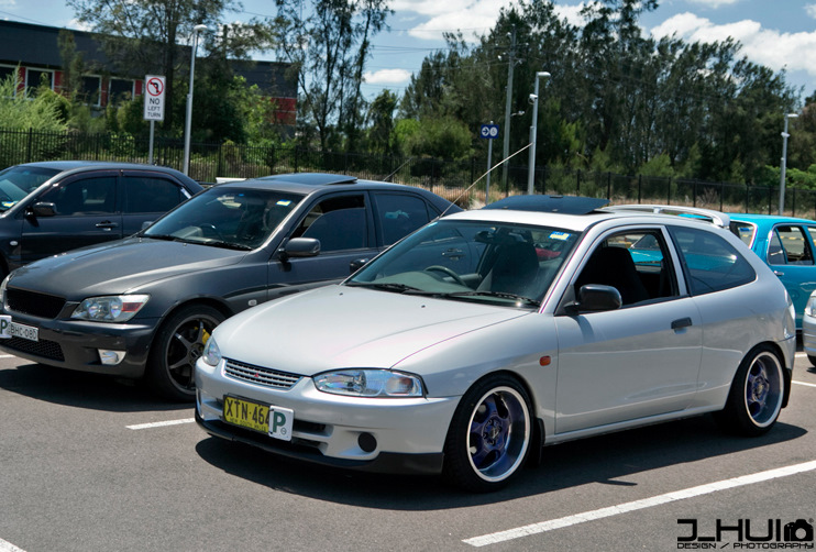 Mitsubishi Colt 5 stance