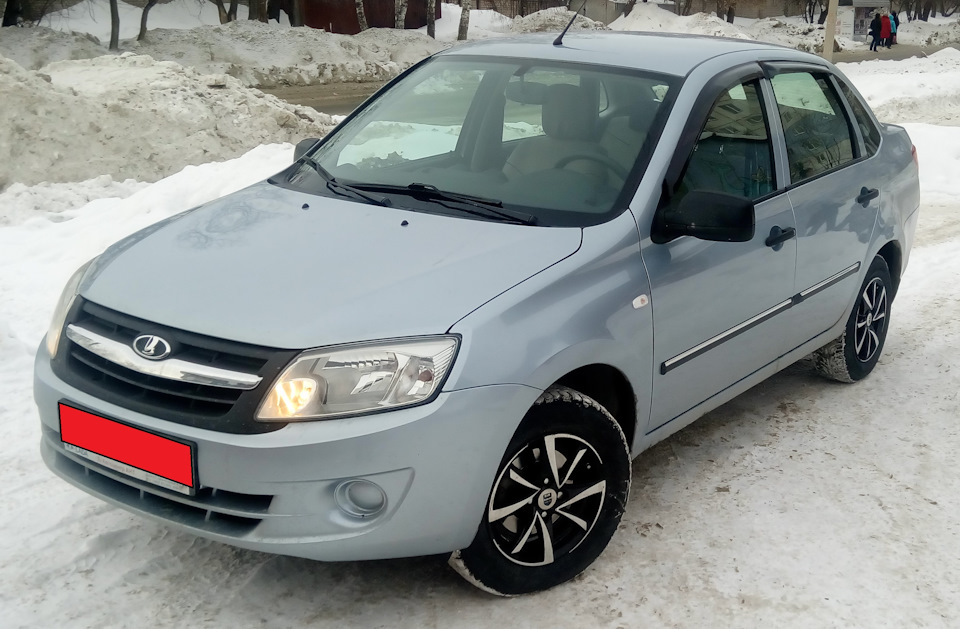 005 Установка дисков, брызговиков и кое-чего ещё — Lada Гранта, 1,6 л ...