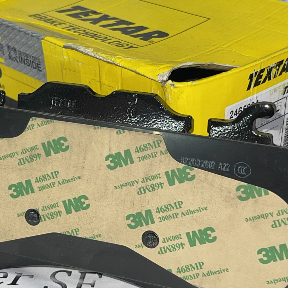 Оригинальные передние тормозные колодки Textar для Range Rover и Range