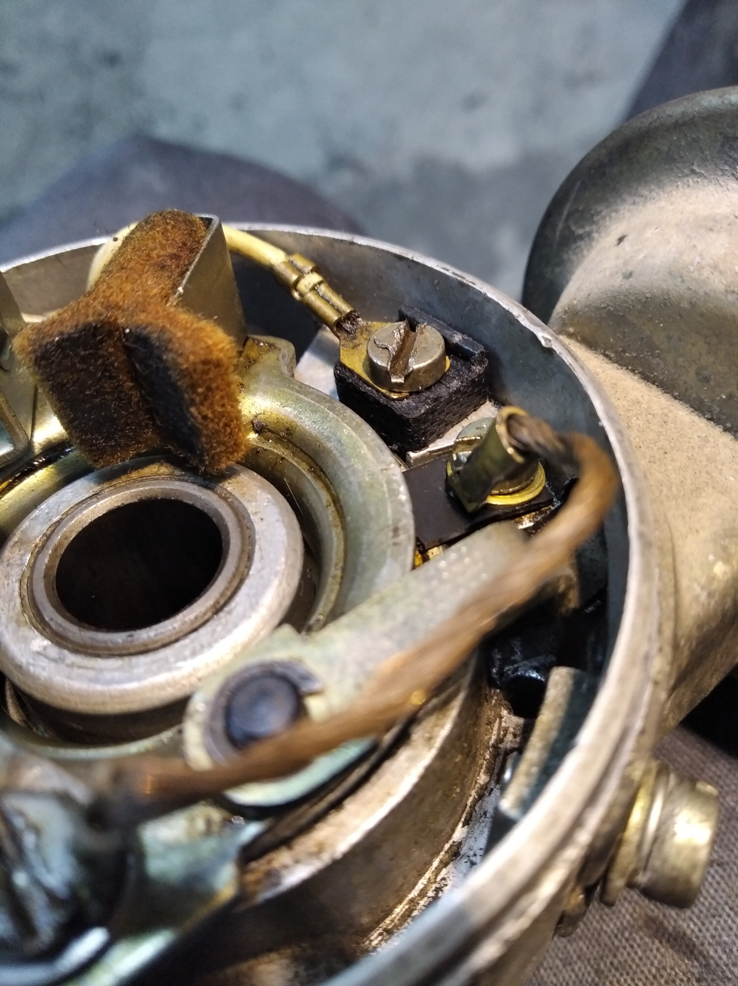 Ремонт распределителя зажигания largo w30. Провода замка зажигания ваз 1111 ока. Замок зажигания ваз 1113 ока. Контактная группа замка зажигания bmw e34. Зажигание бензопилы дружба 4 электрон.