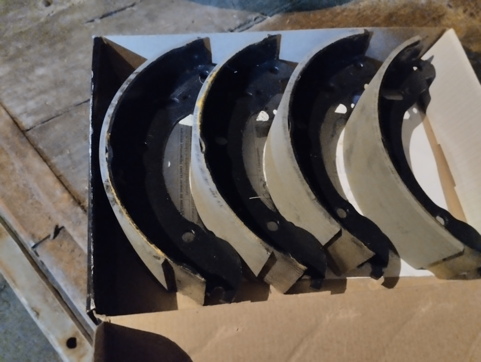 День неудач( сорвало накладки зад, вздуло корд на шине — ГАЗ Газель, 2 ...