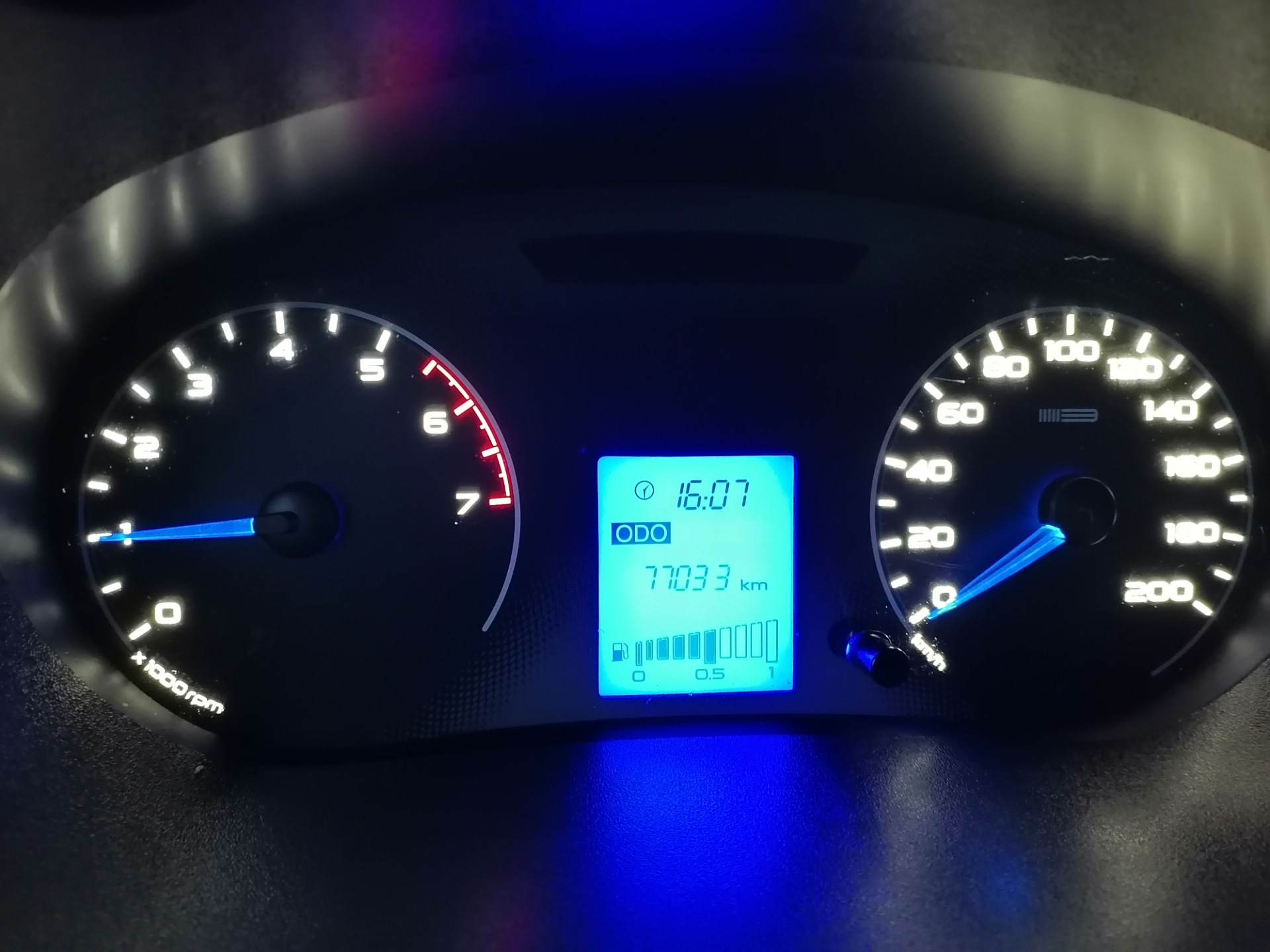Приборка Люкс — LADA Гранта лифтбек, 1,6 л., 2014 года | запчасти | DRIVE2