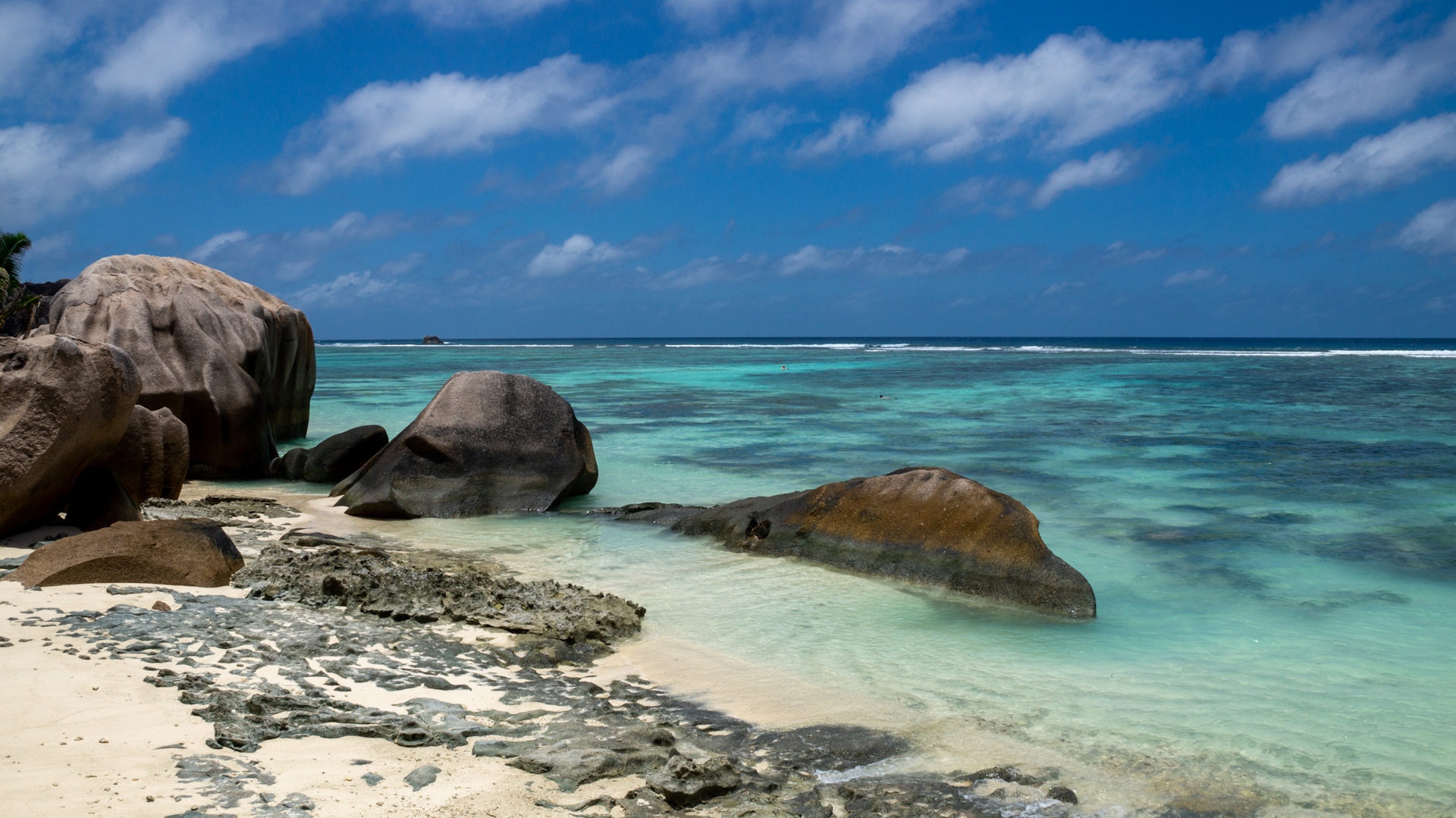 Туры на Сейшелы - белоснежные пляжи и океан