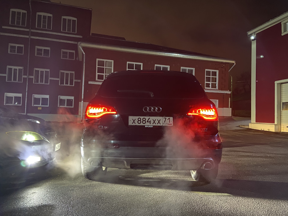 Не горят задние фонари audi q7