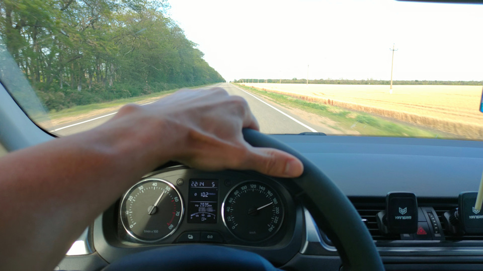 180 км\час вибраций нет — Skoda Rapid (1G)