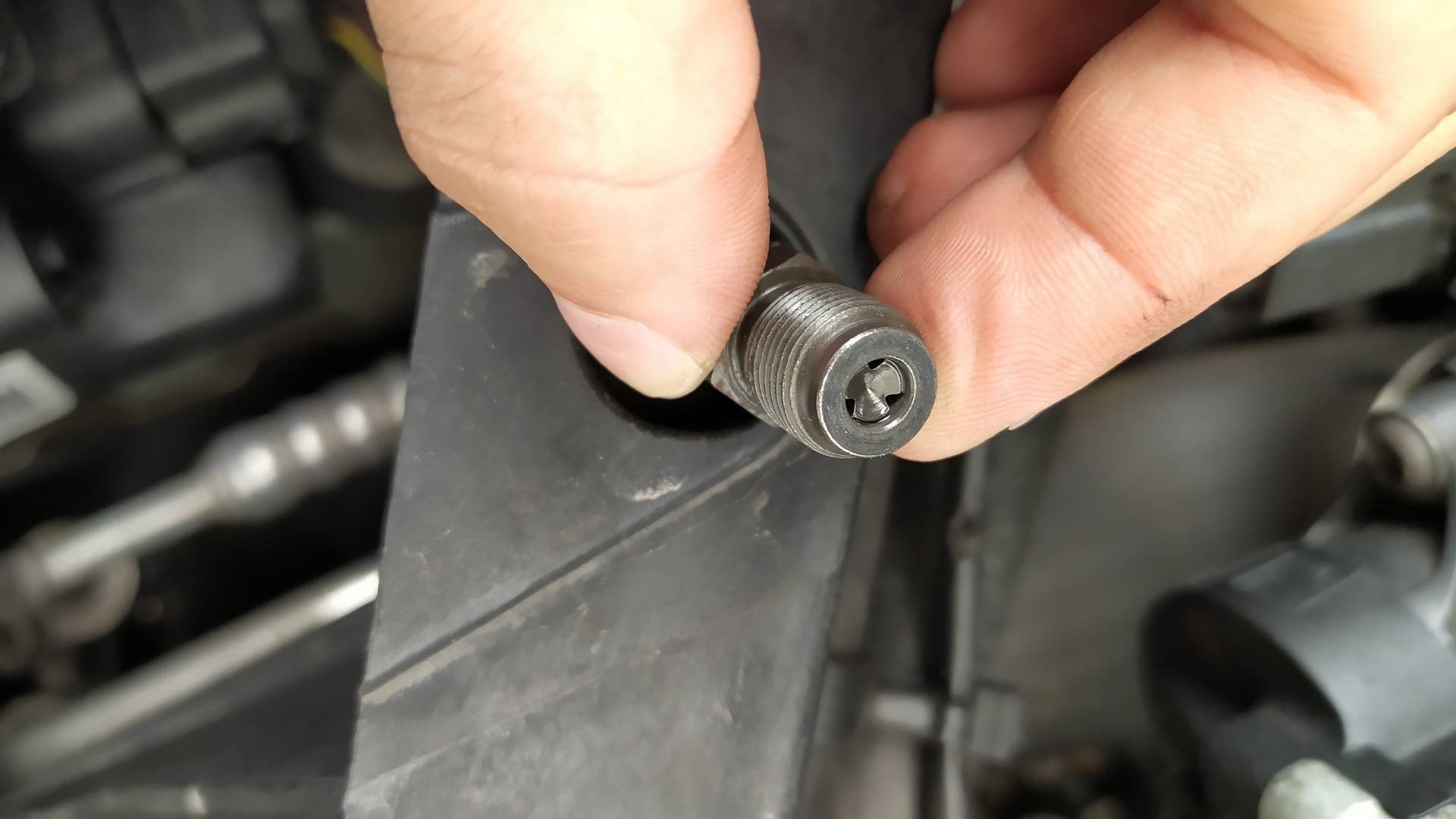 А форсунка все течет и течет по плану… — Ford Focus Wagon II, 1,6 л ...