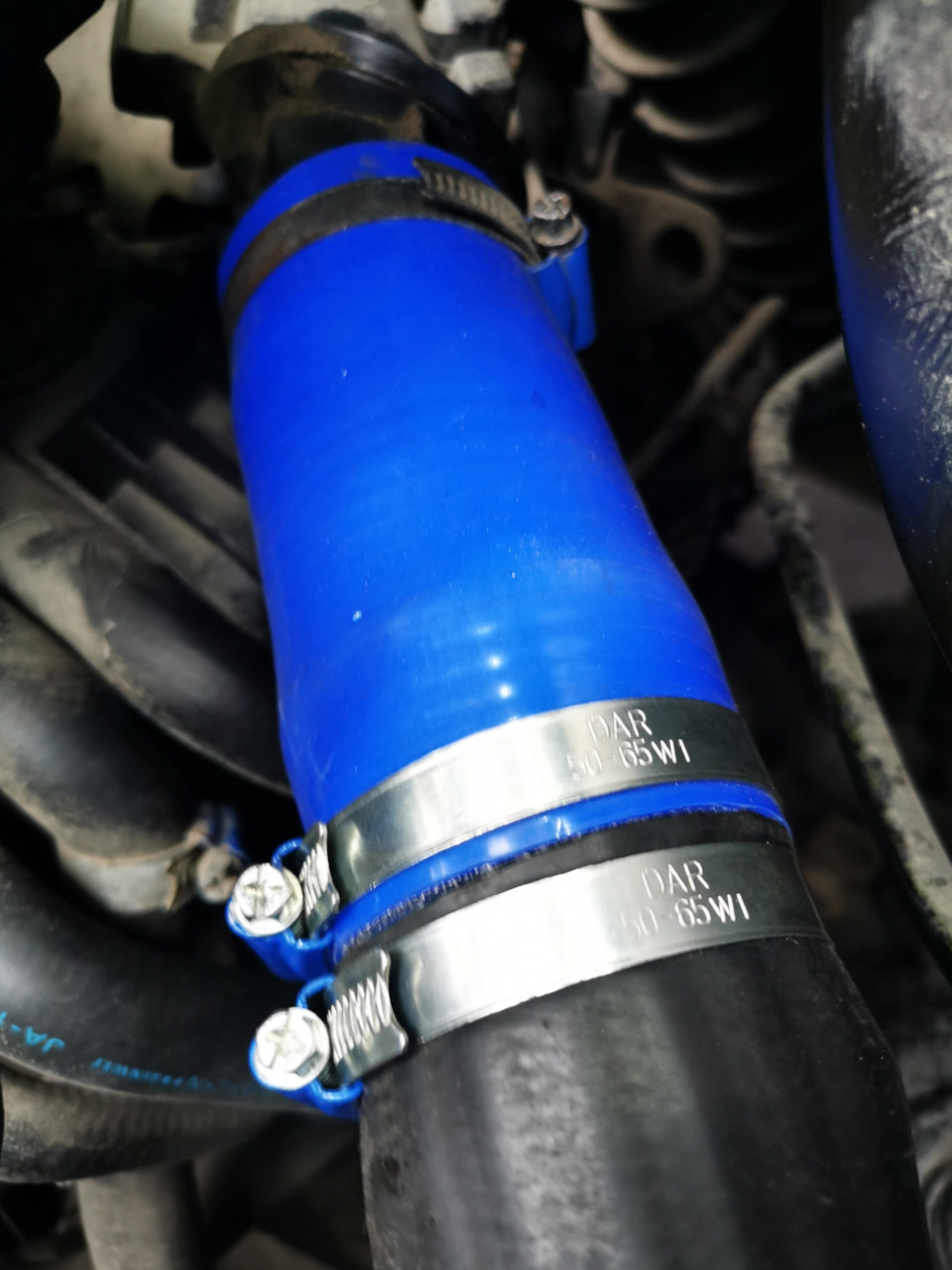 Патрубок от турбины к интеркулеру — Renault Master (3G), 2,5 л, 2010 ...