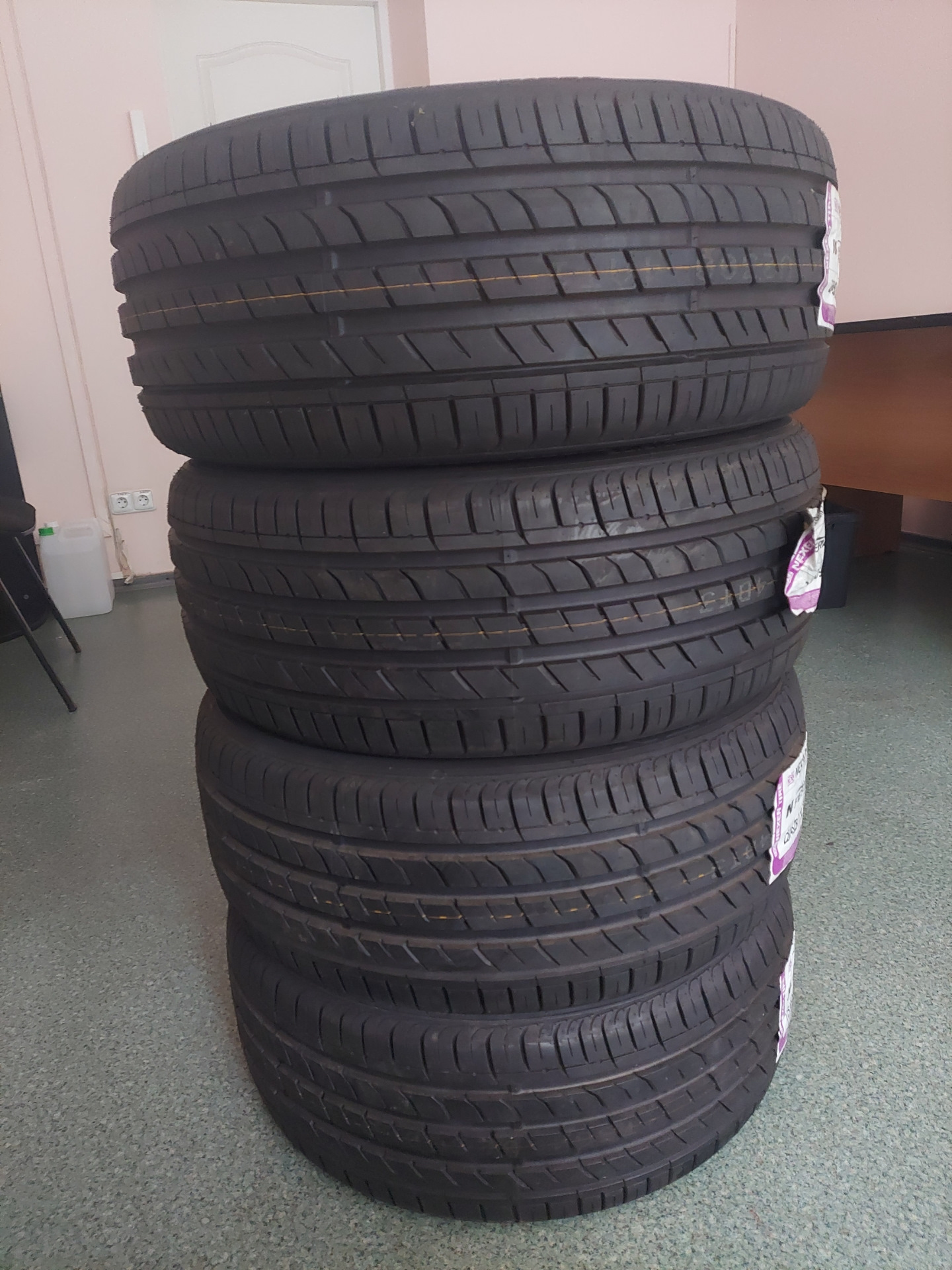 Резина на лето NEXEN 225/45/ZR17 — Volkswagen Jetta VI, 1,4 л., 2016 ...