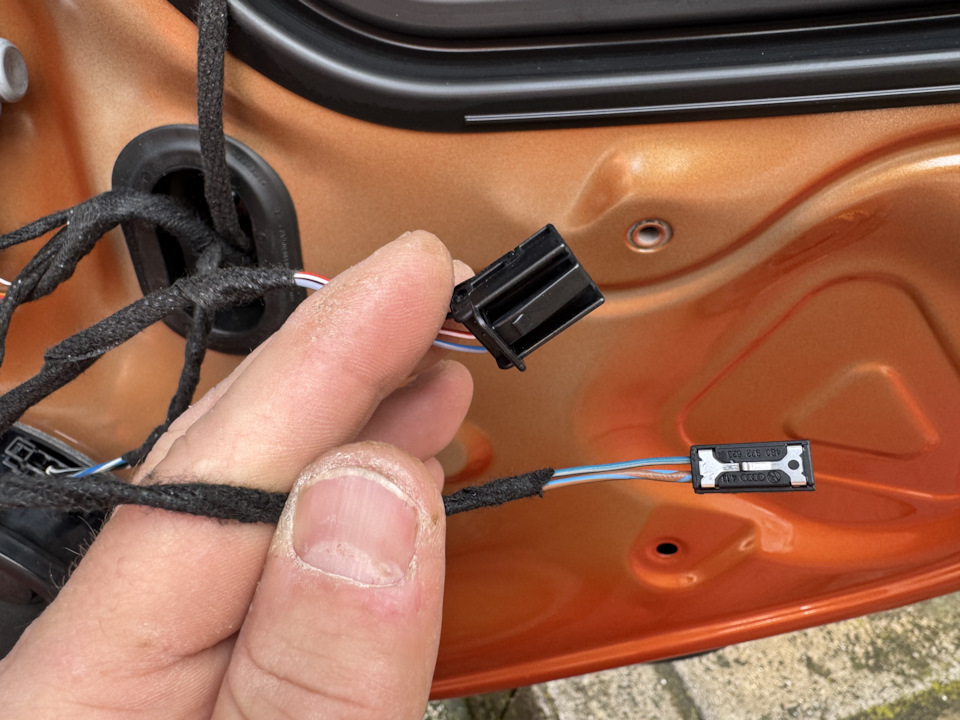 Wiring connected — Volkswagen Polo Hatchback Mk6