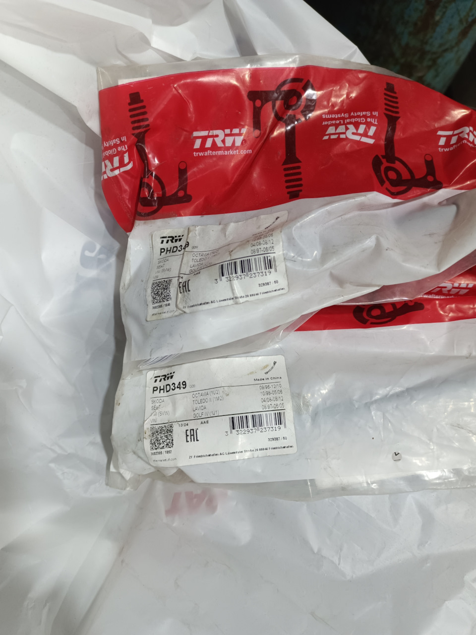 Фото в бортжурнале Skoda Octavia Combi A4 Mk1. Запчасти на фото: 329387, PHD349, 09961210