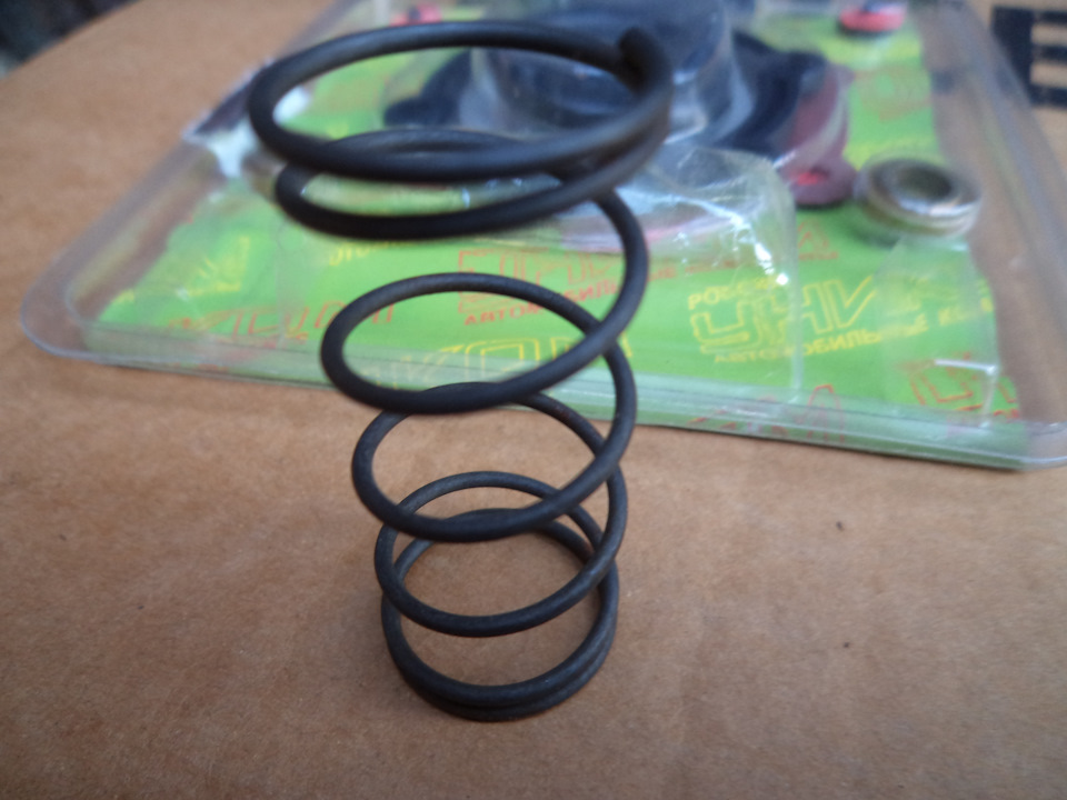 Новая пружинка. — Москвич 2140