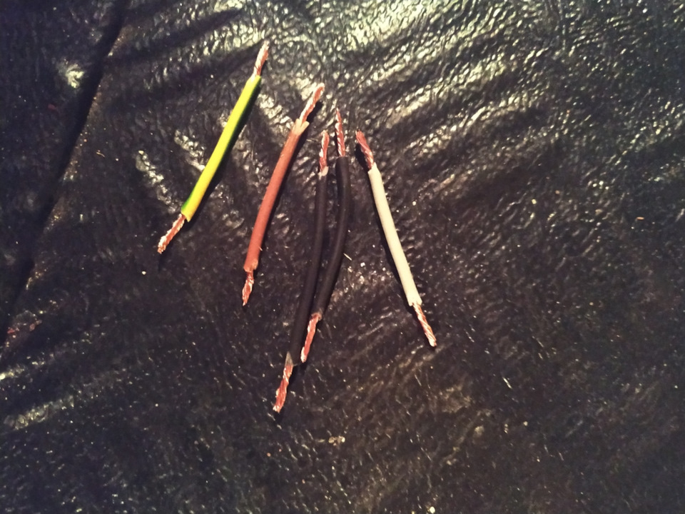 Прошивка Peugeot 308 1.6i Bosch MEV17.4 7V150C 9666934280 9663193780 ...