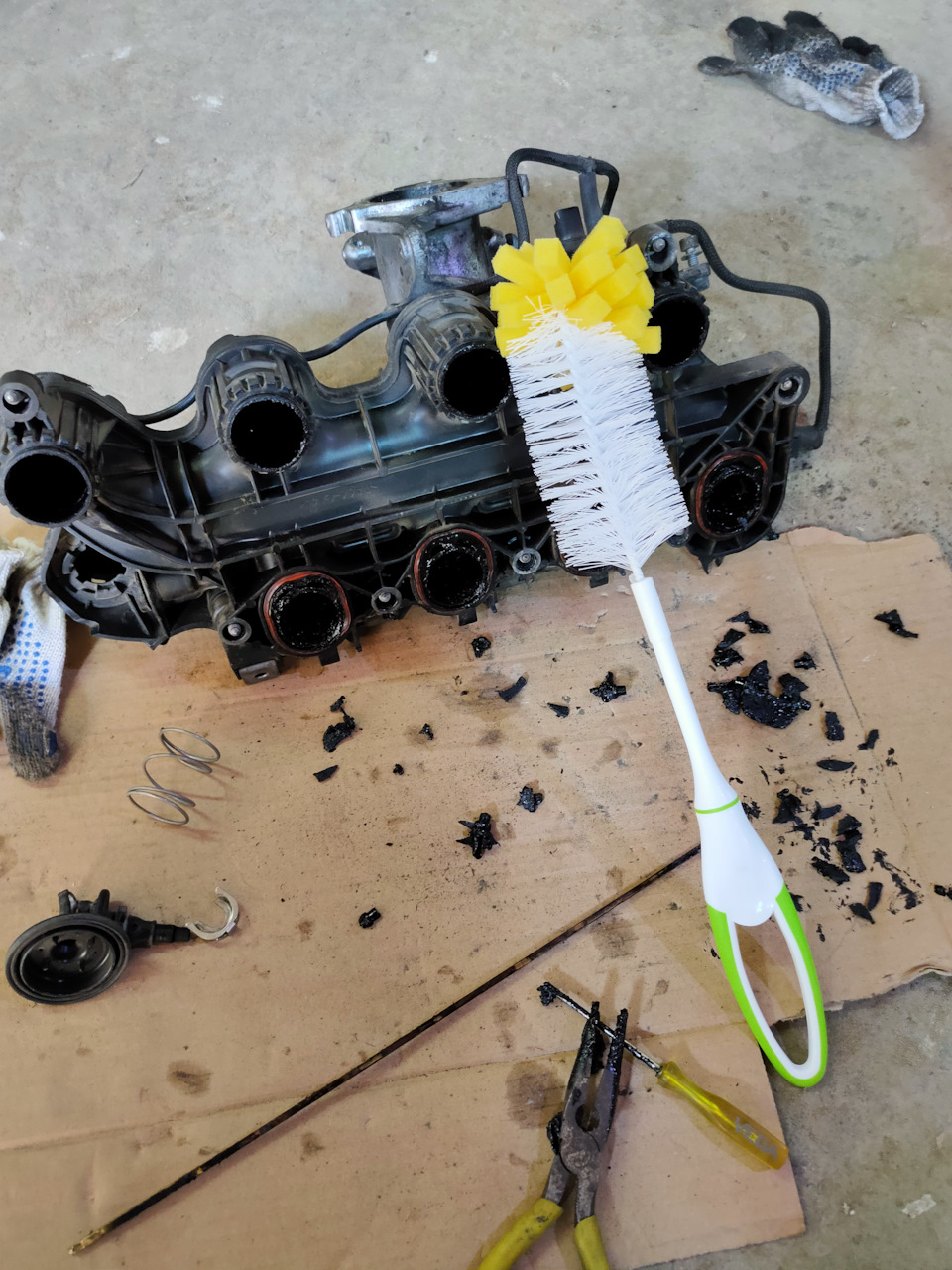 6. Удаление вихревых заслонок, замена свечей накала. — Land Rover ...