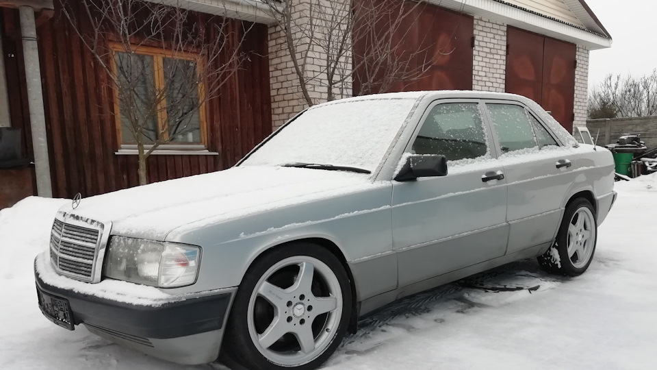 Mercedes-Benz 190 (W201) Бодрый дизель.