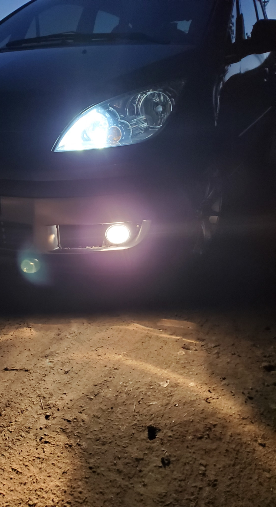 DAWNKNIGHT K4C (4300K) H7 в рефлектор фары и установка ПТФ [colt 6] —  Mitsubishi Colt VI, 1,3 л, 2008 года | электроника | DRIVE2