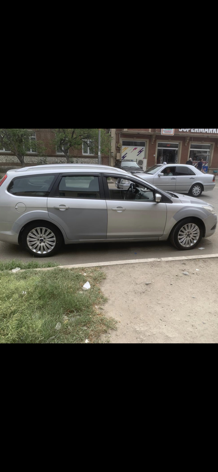 Новые катки уже на машине — Ford Focus II Hatchback, 2 л, 2009 года |  колёсные диски | DRIVE2