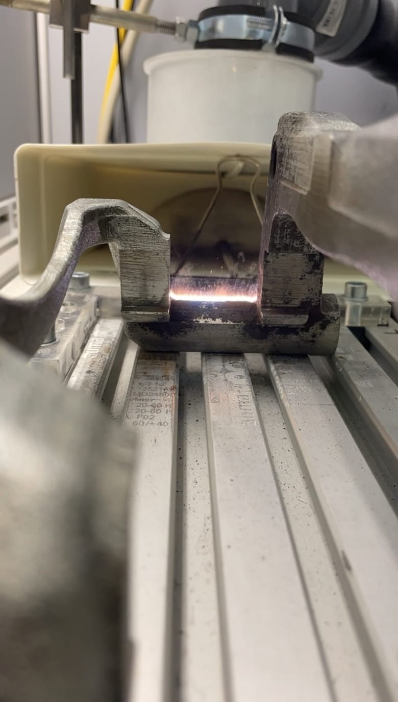 Процесс очистки скобы — Honda CR-V (RE)