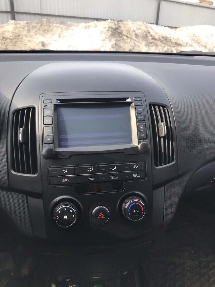 Hyundai i30 как снять магнитолу Продам штатную магнитолу i 30 - Hyundai i30 (1G), 1,6 л, 2011 года просто так DR