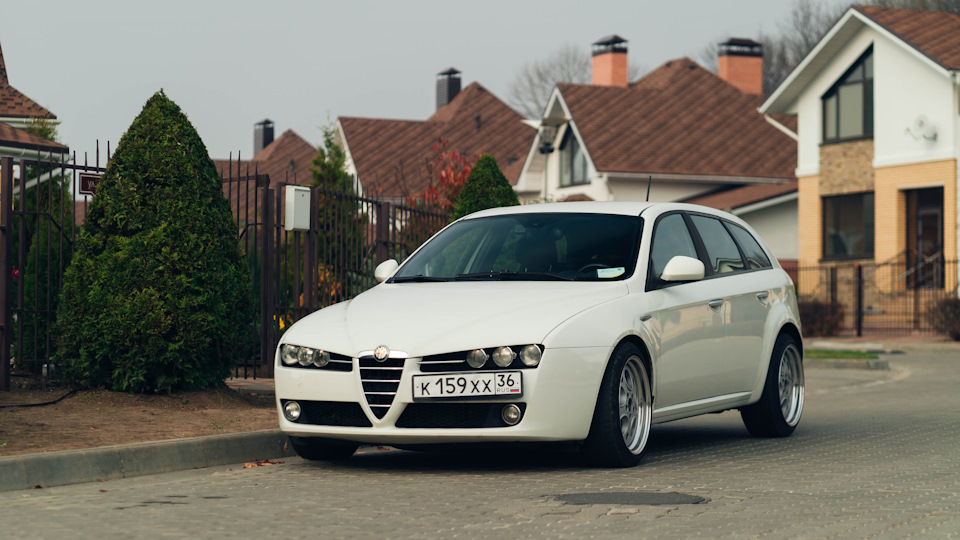 Alfa Romeo 159 Sportwagon 🇮🇹 JTDm 2.0 170hp