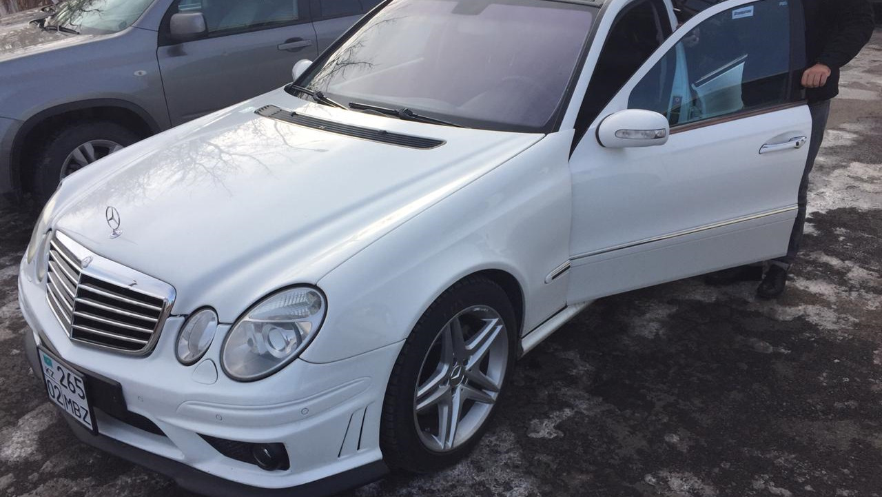 Mercedes-Benz E-class (W211) 5.0 бензиновый 2003 | на DRIVE2