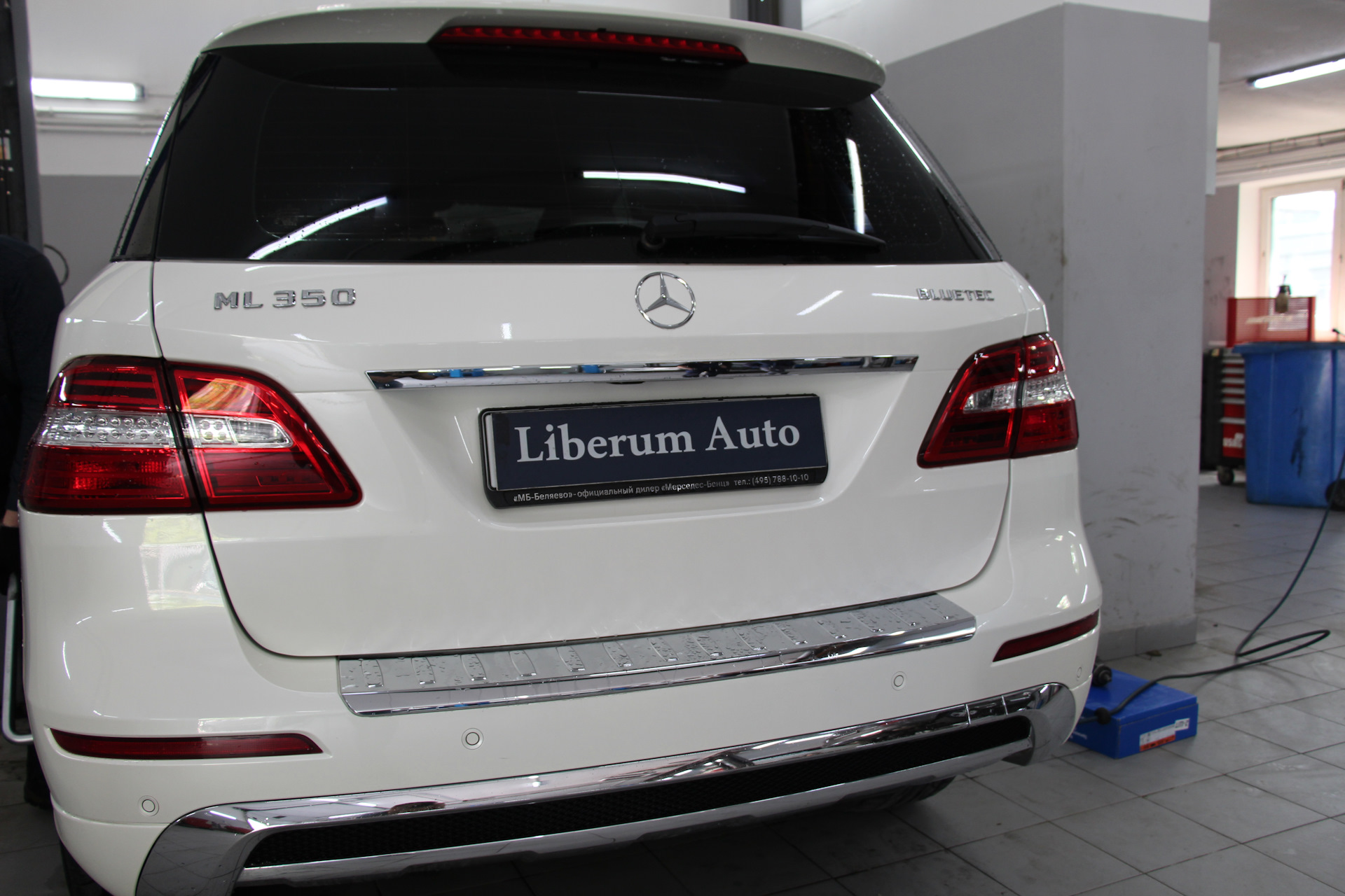 Телеам. Gl 500 AMG. Gl 500 2014 года сзади. GLK рестайл дорестайл зад. Стопари на gl500.