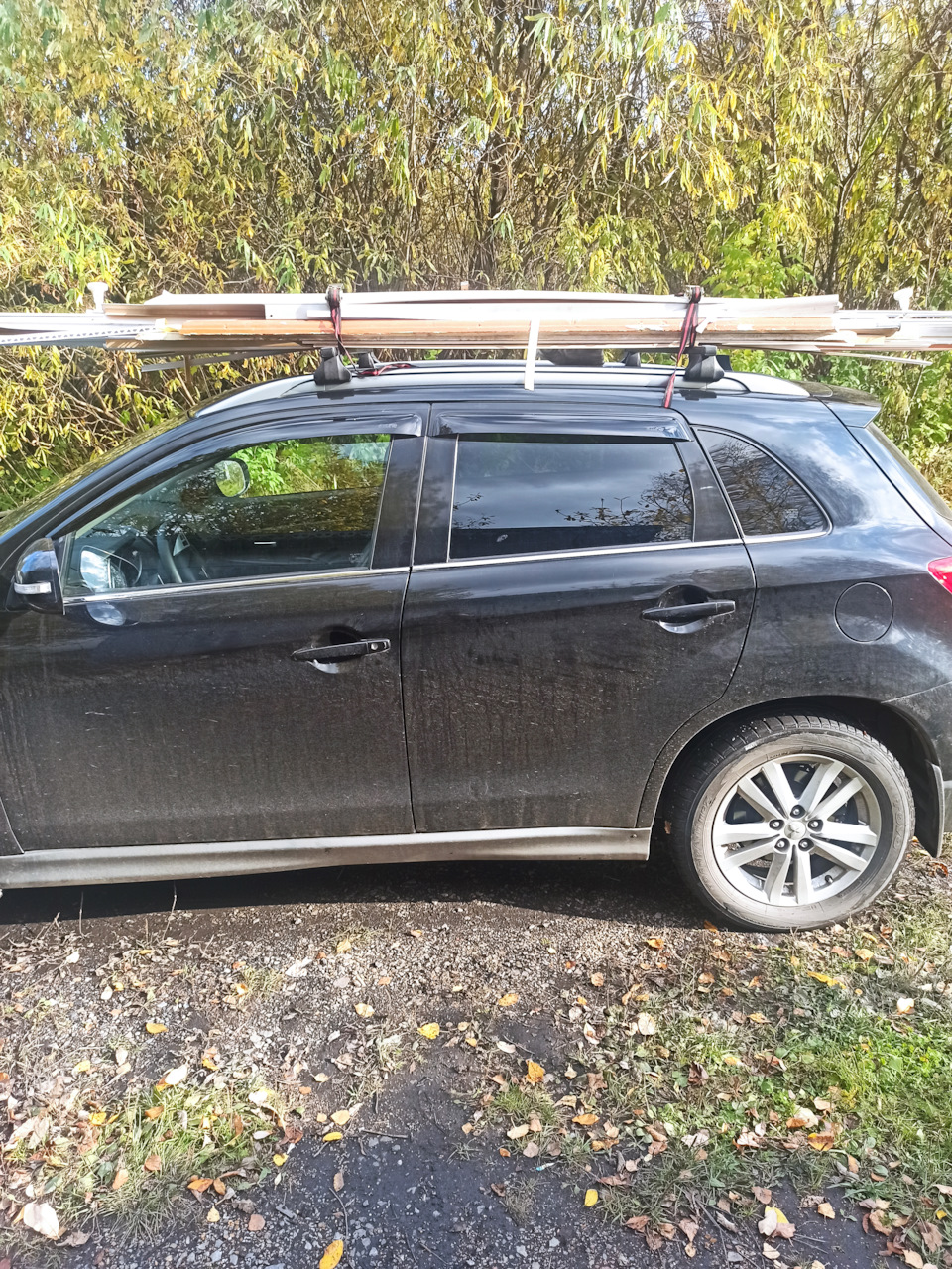 Поперечные дуги на крышу — Mitsubishi ASX, 2 л, 2010 года | тюнинг | DRIVE2