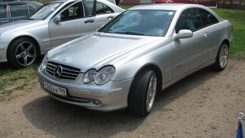 Фото в бортжурнале Mercedes-Benz E-Class Estate (S124)