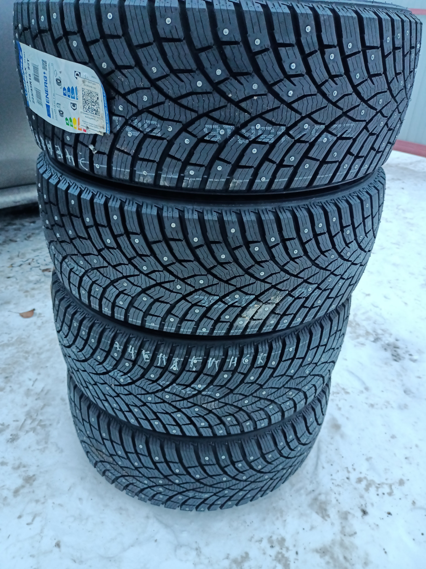 Зимняя резина Triangle TL501 225/45 R18 + диски Bridgestone Eco Forme ...