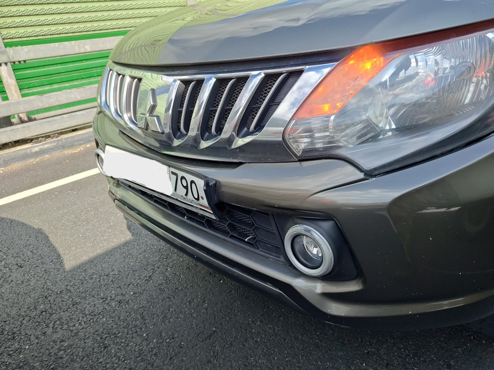 моська(( — Mitsubishi L200 (5G)