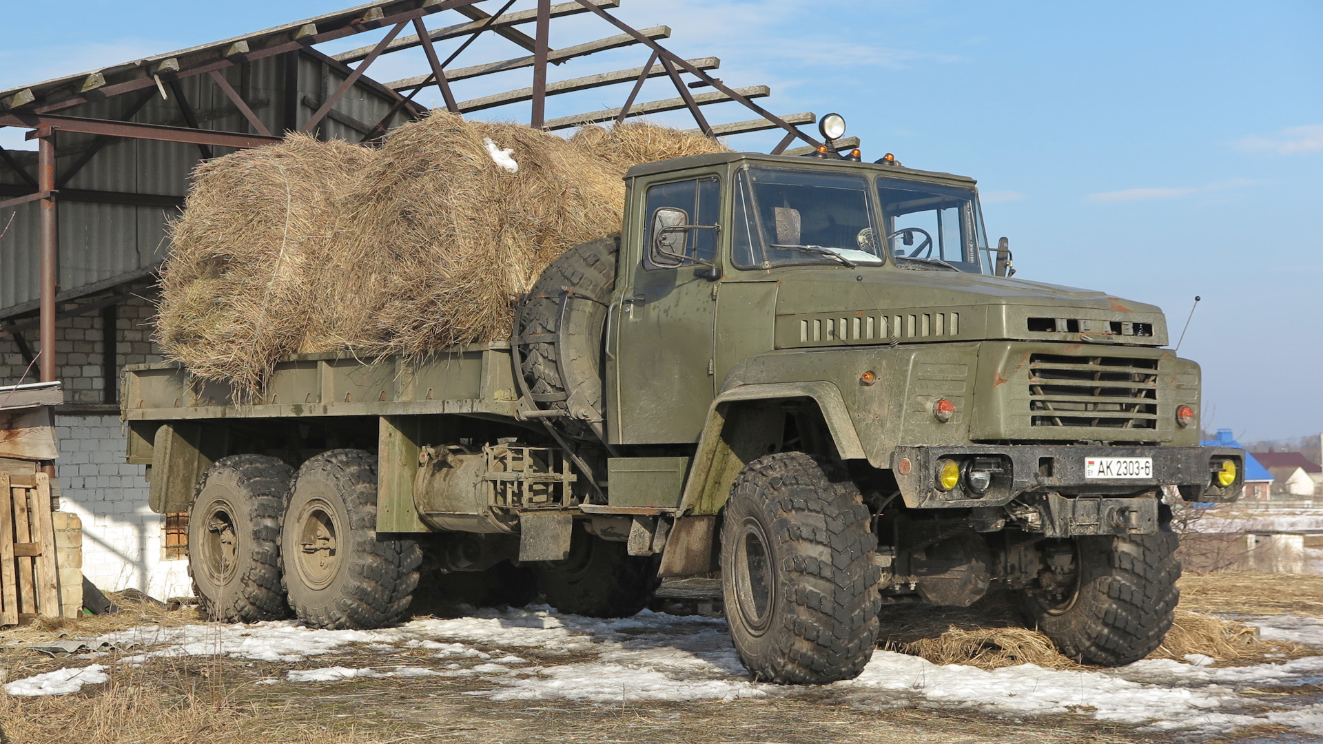 КрАЗ 255 1967, 1968, 1969, 1970, 1971, бортовой грузовик, 1 поколение технически