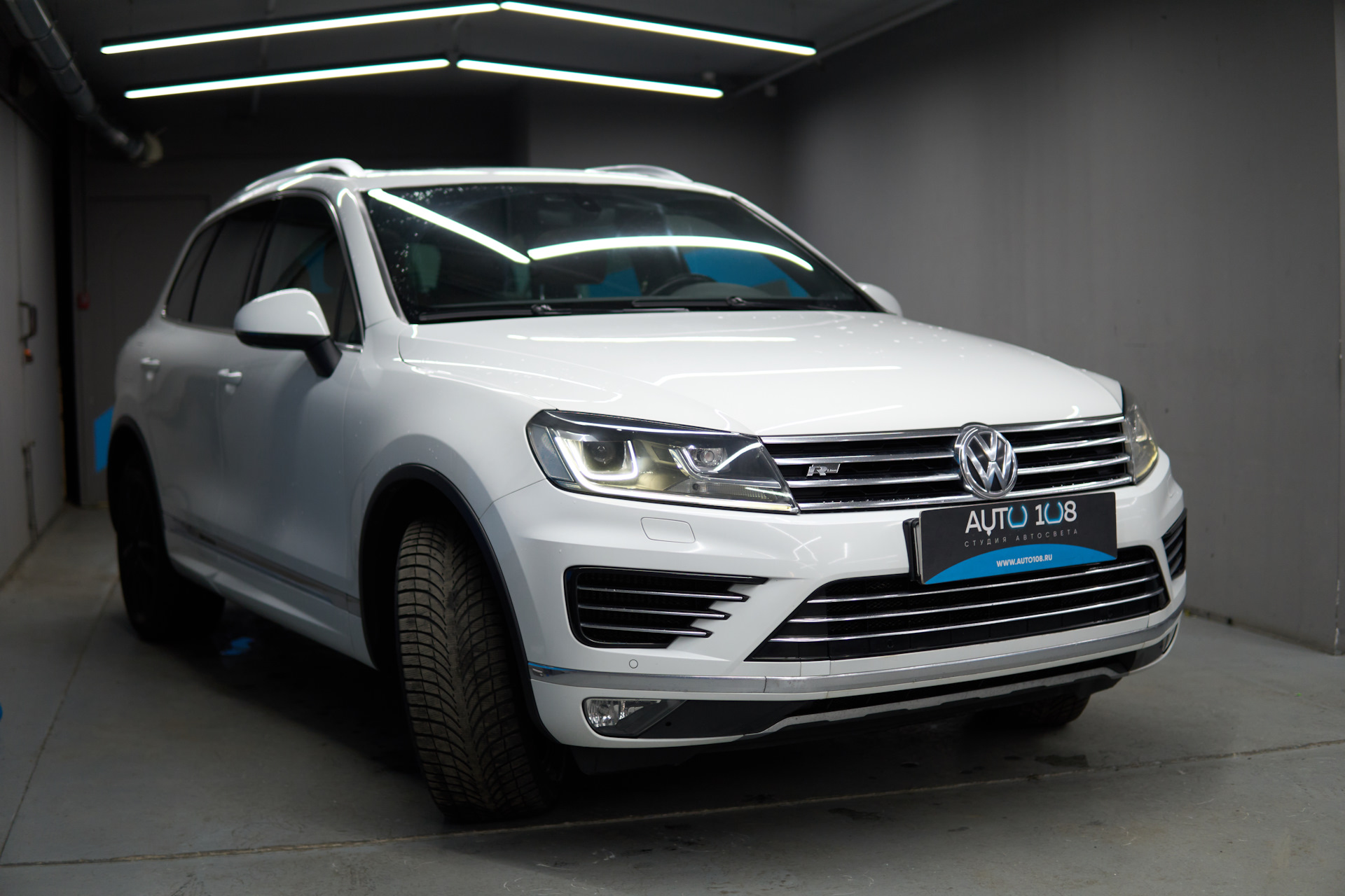 Фары touareg nf. Фары touareg nf