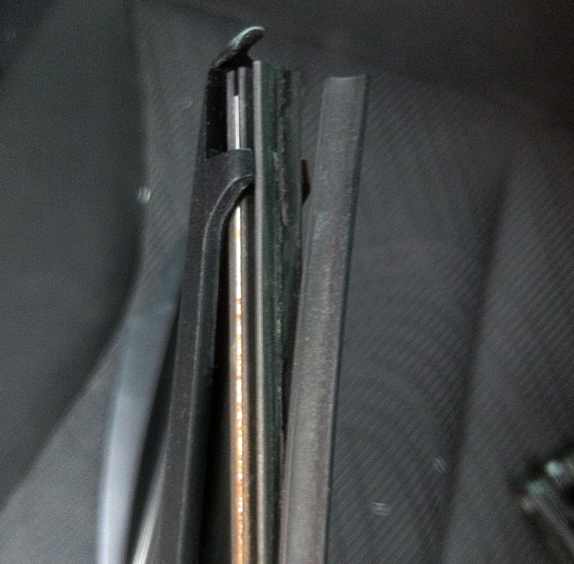 Задний дворник SWF на 308SW. Подходит, но не совсем((( — Peugeot 308 SW ...