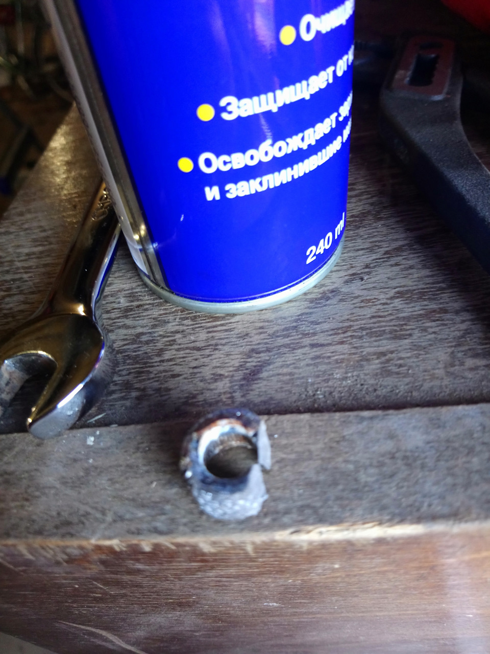 Задний дворник — Renault Sandero 1G, 1,6 л., 2011 года | своими руками ...