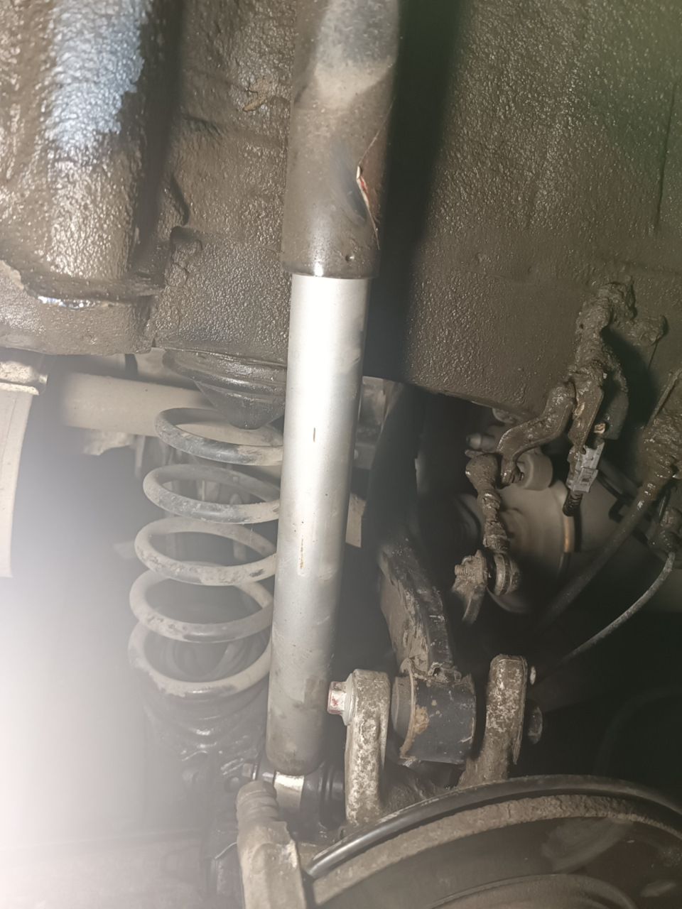 Стук задних амортизаторов. — Honda Civic 4D (8G), 1,8 л, 2009 года ...