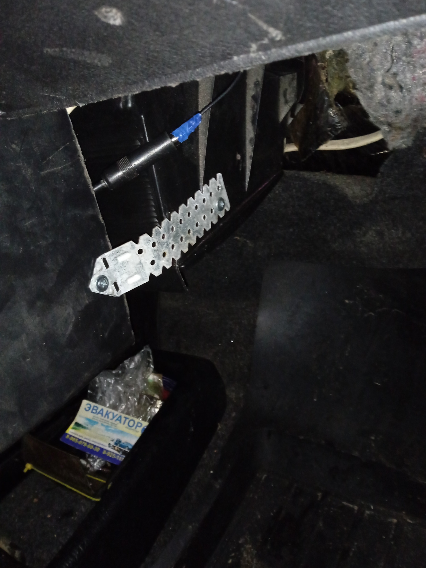 Переделка сигнала, установка консоли, установка и подключение ...