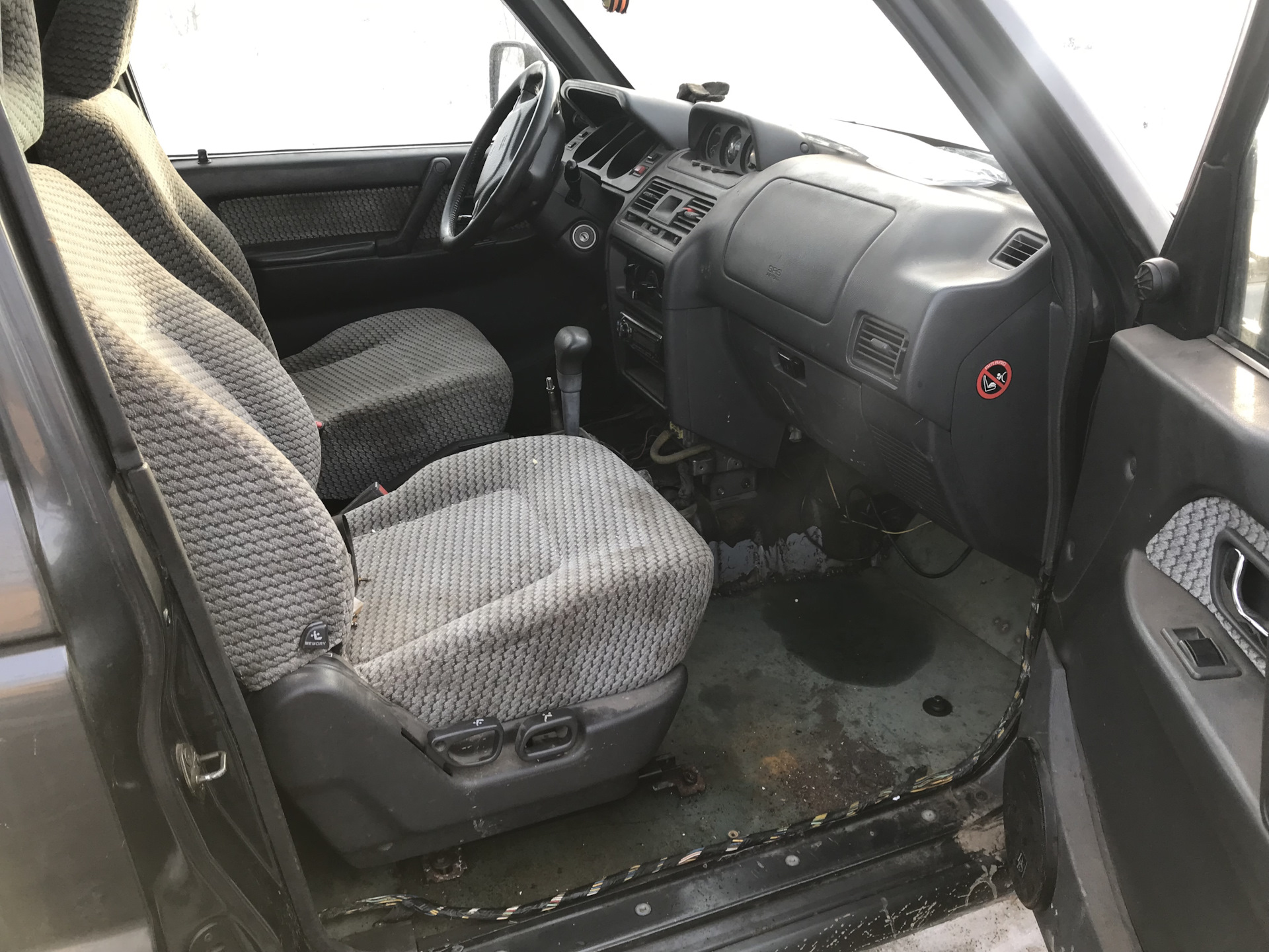 Лечим кузов 2, + еще 3 пункта — Mitsubishi Pajero (2G), 3,5 л, 1997 ...