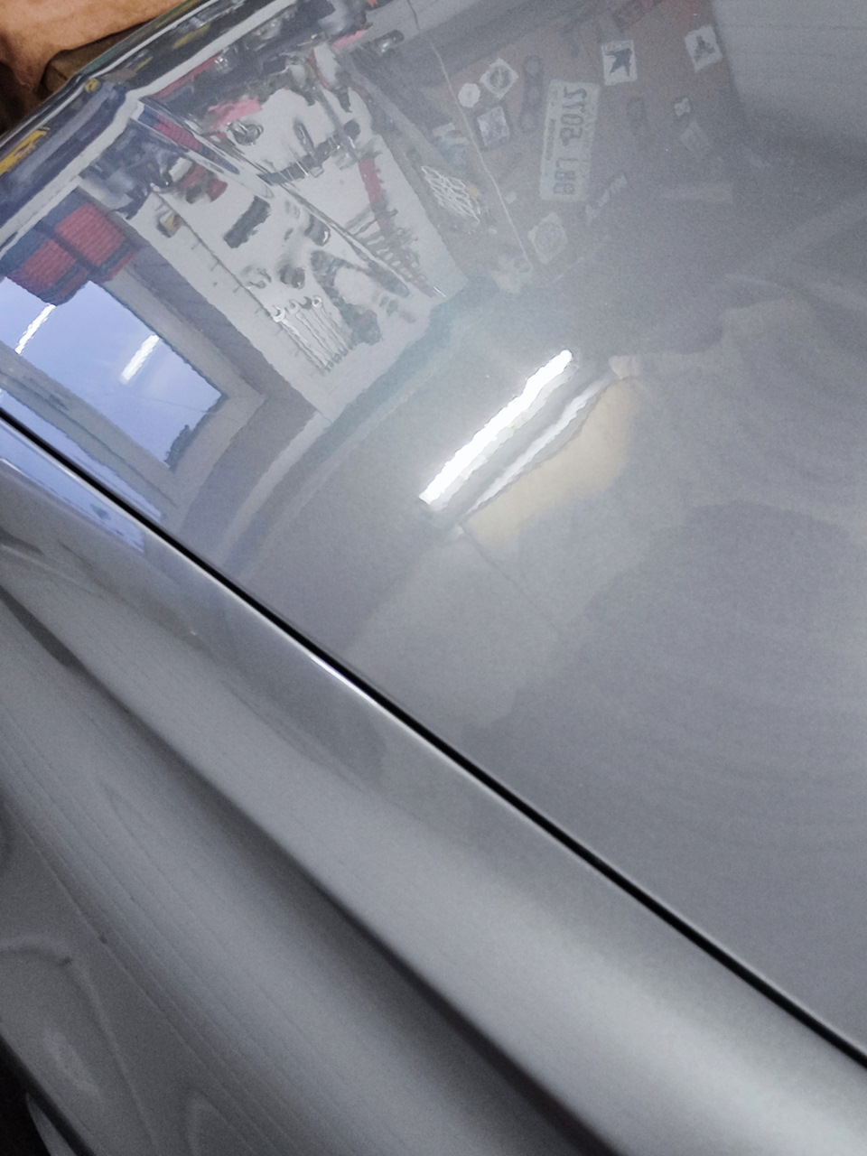 Капот после полировки — Lada Калина Универсал (1G)