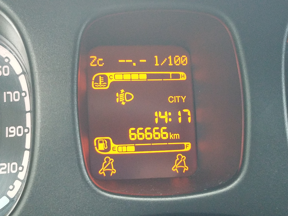 Photo from the logbook Volkswagen Caddy (3G)