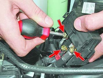 Чери амулет предохранители заднего стопа Chery Amulet - отзывы и Бортжурналы на DRIVE2