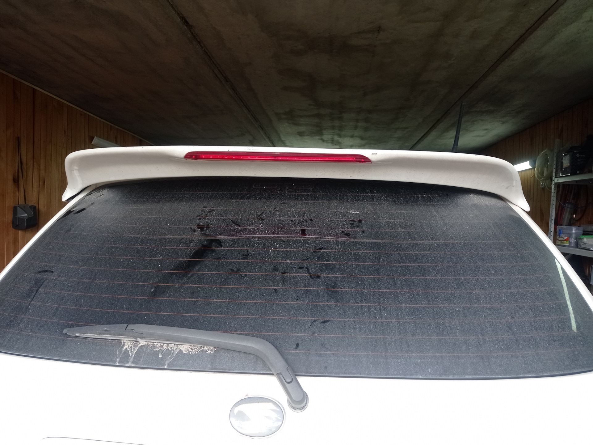 Стоп — сигнал в спойлер — Toyota Harrier (1G), 2,2 л, 1998 года ...