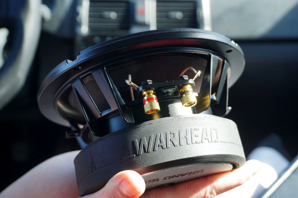 Позолоченные винтовые терминалы под кабель сечением 12Ga. ПОЗОЛОЧЕННЫЕ! — Lada Приора хэтчбек