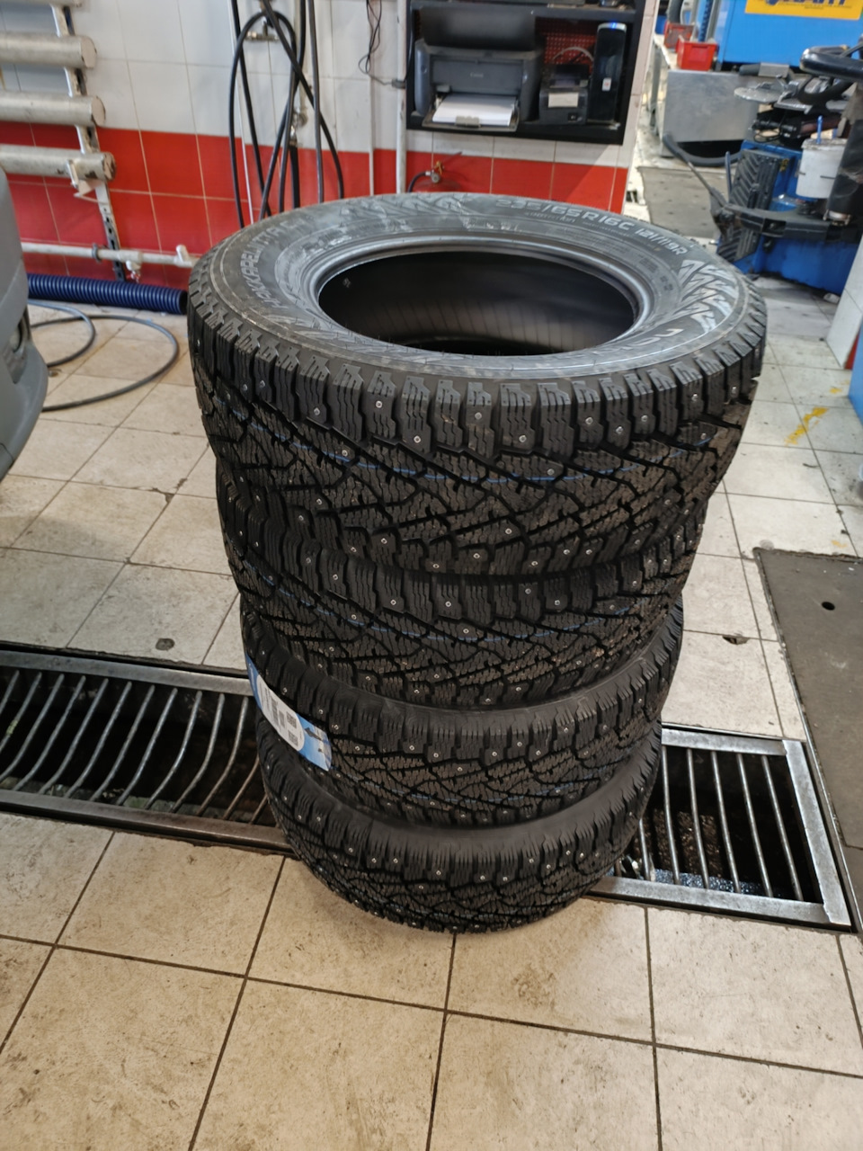 Практически из салона в шиномонтаж. — ГАЗ Газель New Next, 2,5 л, 2023 ...