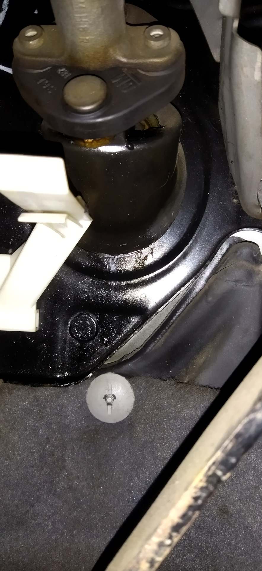 В салоне — Opel Astra F