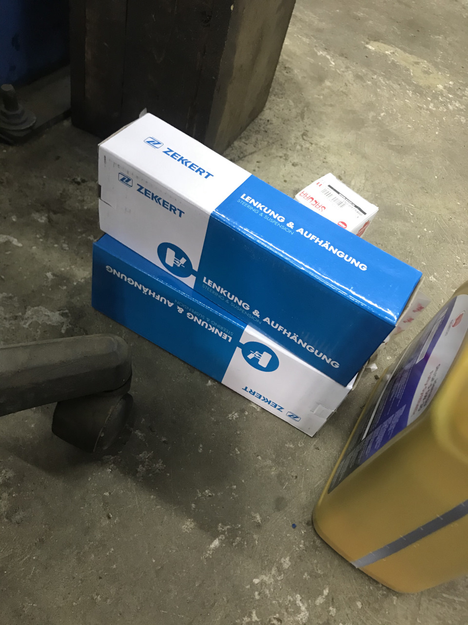 Очередное ТО передней подвески и замена масла — Honda Civic 5D (8G), 1 ...