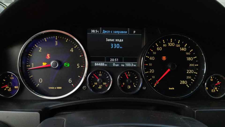 Установка цветной приборной панели на Туарег рестайлинг дизель ...