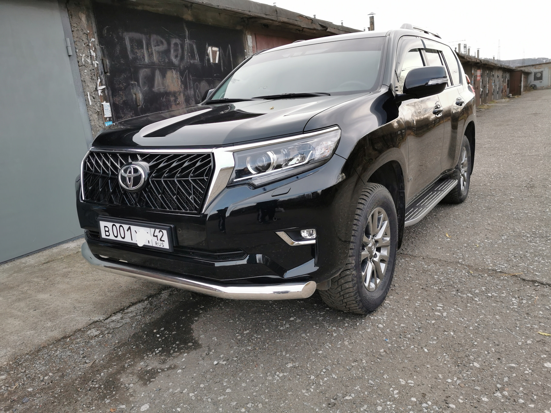 Prado 150 антихром. Прадо 150 блэк оникс. Прадо антихром. Антихром прадо 150. Антихром прадо 150 рестайлинг.