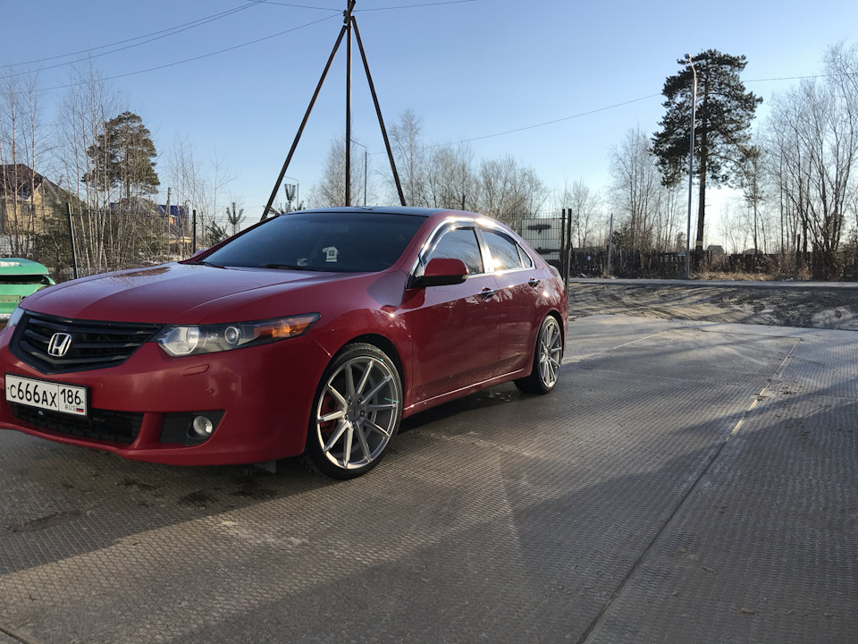 Red Honda Accord 8