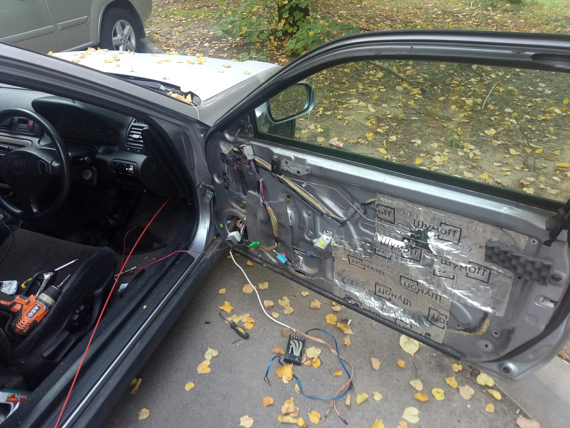 Подключение обогрева зеркал — Honda Prelude (BB5, BB6, BB7, BB8, BB9 ...